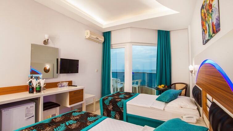 Kleopatra Ada Beach Hotel