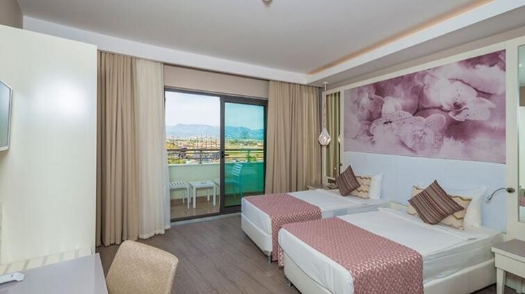 Diamond Premium Hotel & Spa