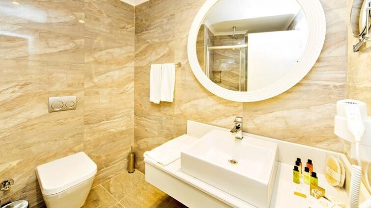Diamond Premium Hotel & Spa