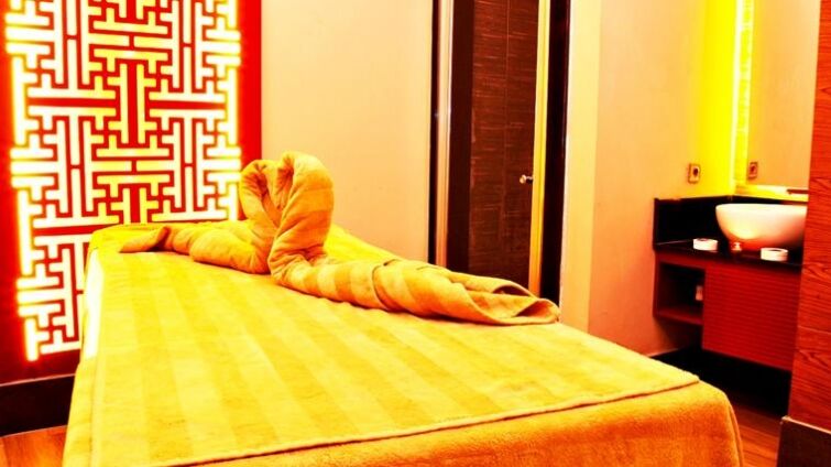 Diamond Premium Hotel & Spa