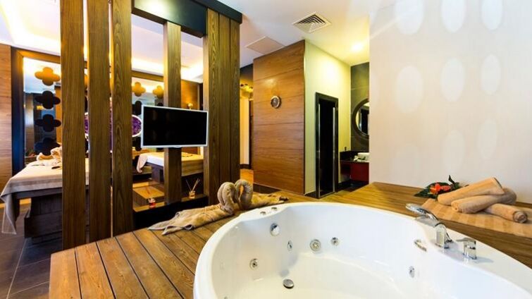 Diamond Premium Hotel & Spa