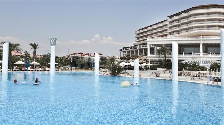 Starlight Resort Hotel