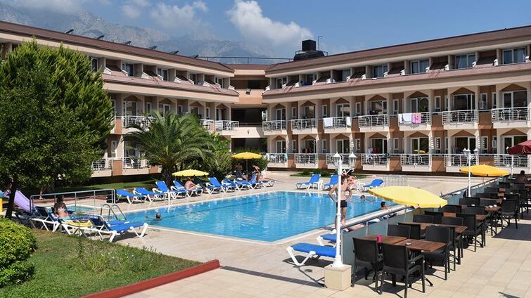 Ares Dream Hotel