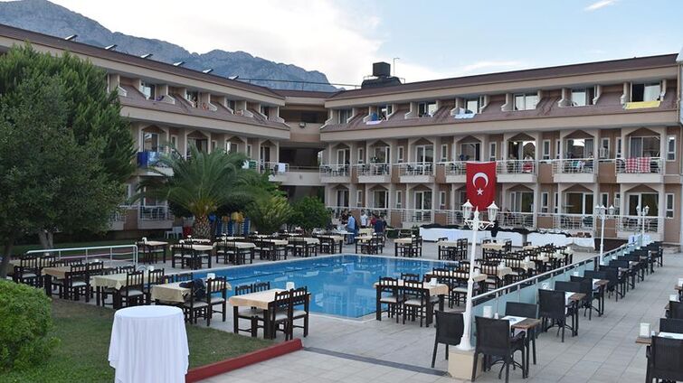 Ares Dream Hotel