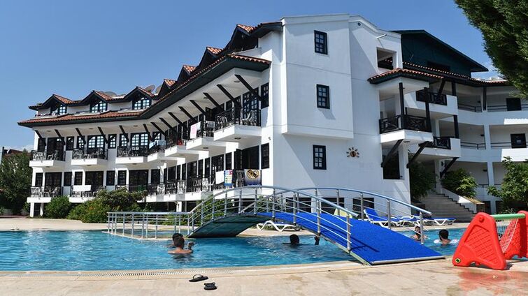 Ares Dream Hotel