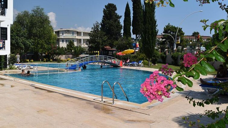Ares Dream Hotel
