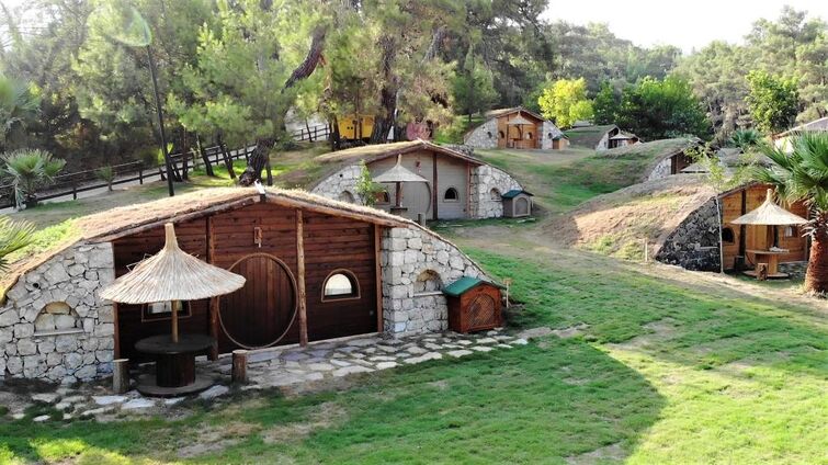 Hobbit Köyü Olympos