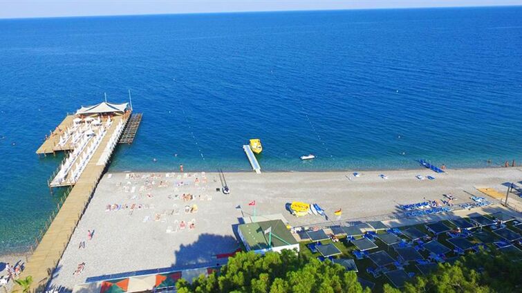Rios Beach Hotel