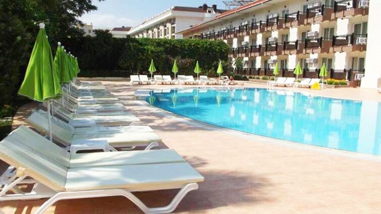 Rios Beach Hotel