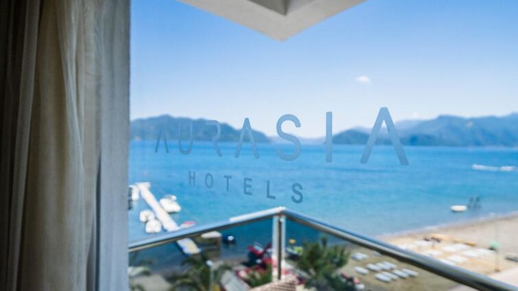 Aurasia Beach Hotel