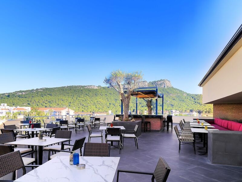 İmperial Turkiz Resort Hotel
