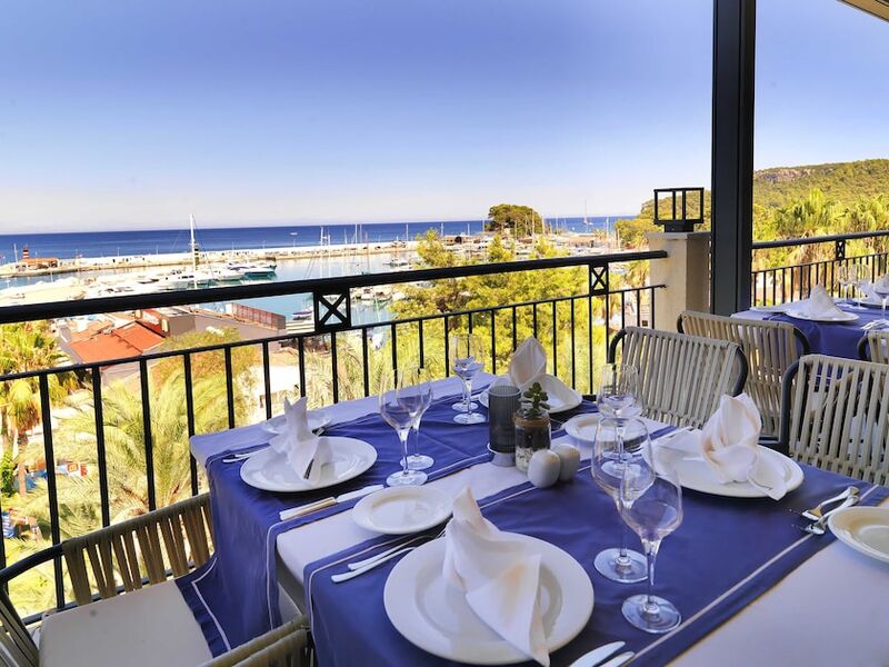 İmperial Turkiz Resort Hotel