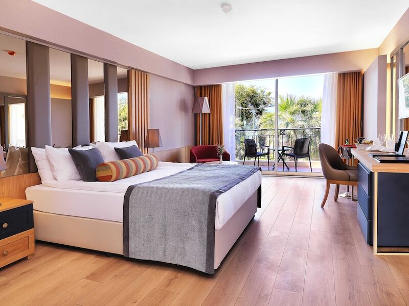 İmperial Turkiz Resort Hotel