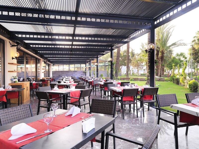 İmperial Turkiz Resort Hotel