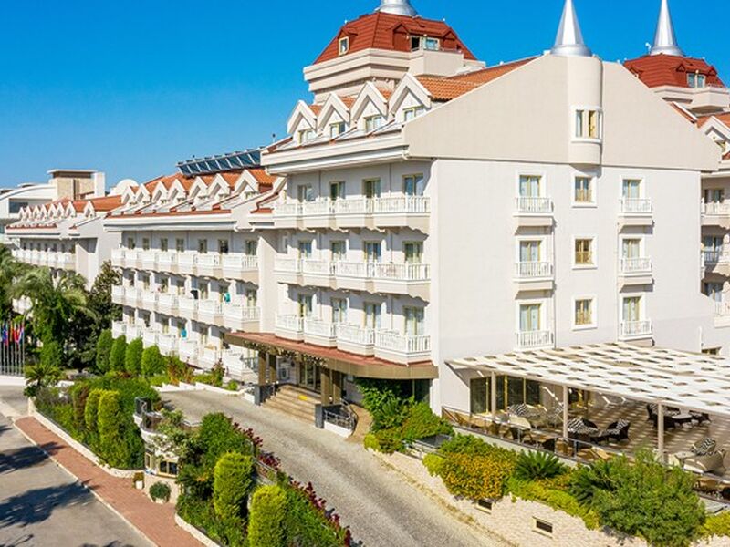 Aydınbey Famous Hotel