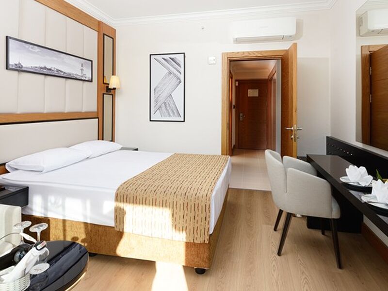 Aydınbey Famous Hotel