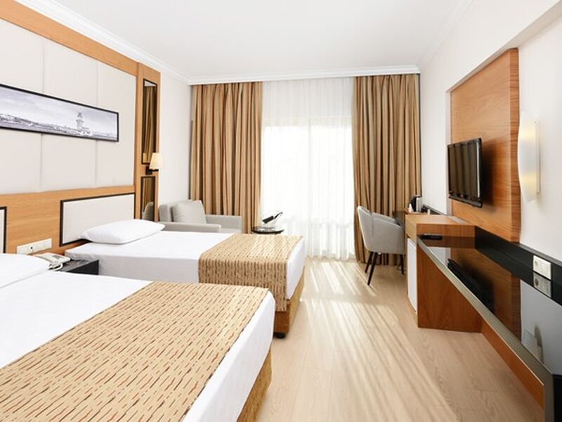 Aydınbey Famous Hotel