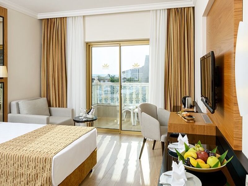 Aydınbey Famous Hotel
