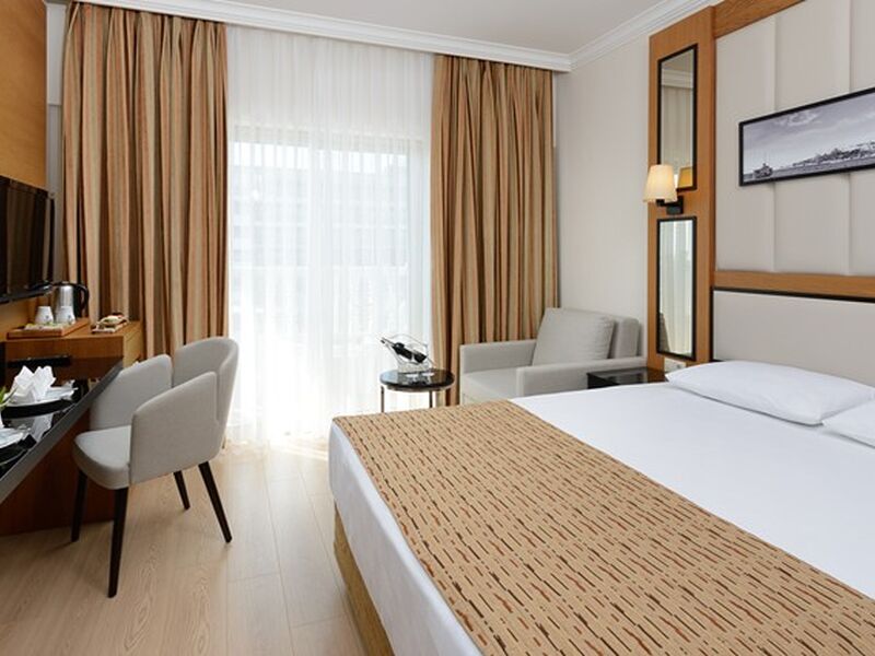 Aydınbey Famous Hotel