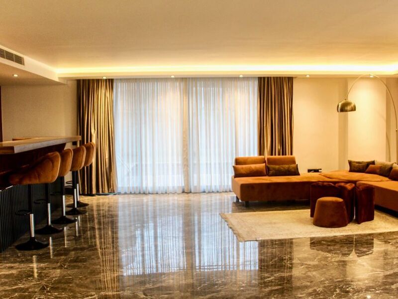 Villa Roma Tepe 4+2 Deniz Mavzaralı Özel Havuzlu