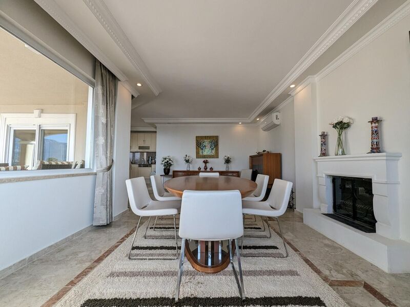Villa Kargıcak 5+1 Deniz Manzaralı Özel Havuzlu