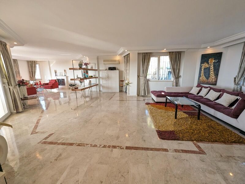 Villa Kargıcak 5+1 Deniz Manzaralı Özel Havuzlu