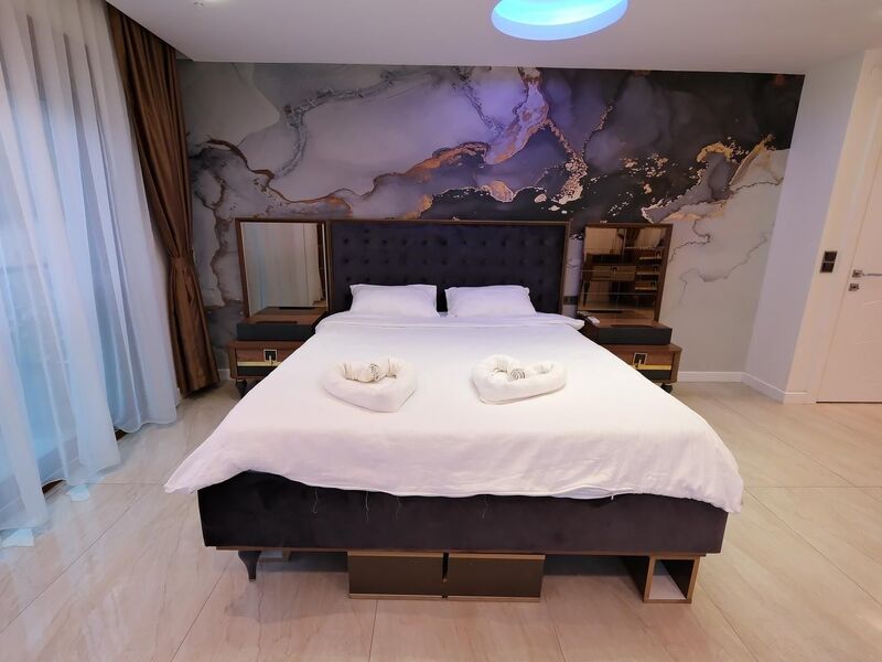 Villa Bektaş 5+1 Deniz Manzaralı Özel Havuzlu