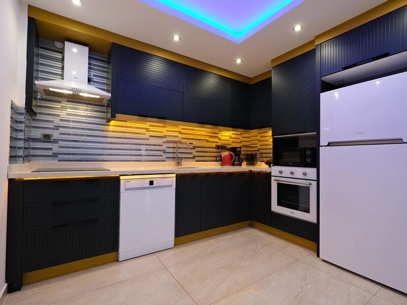 Villa Bektaş 5+1 Deniz Manzaralı Özel Havuzlu