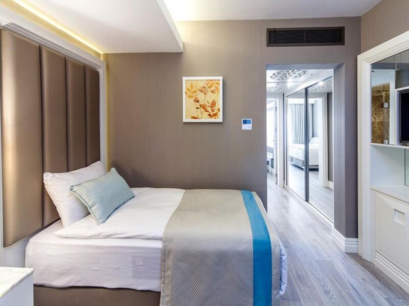 Wome Deluxe Otel