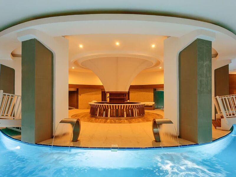 Wome Deluxe Otel