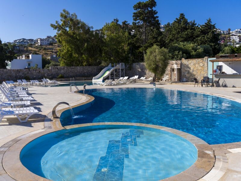 Sude Beach Hotel