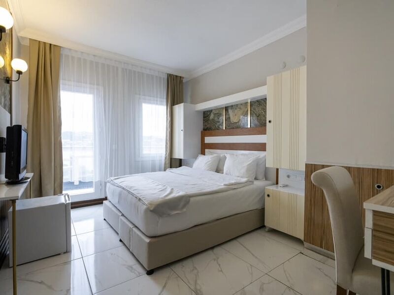 Sude Beach Hotel