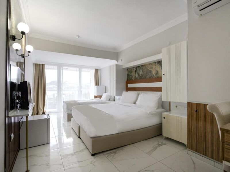 Sude Beach Hotel