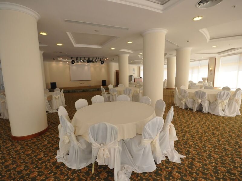 Pineta Park  Deluxe Hotel