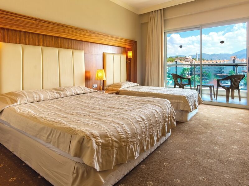 Pineta Park  Deluxe Hotel