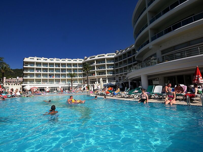 Pineta Park  Deluxe Hotel