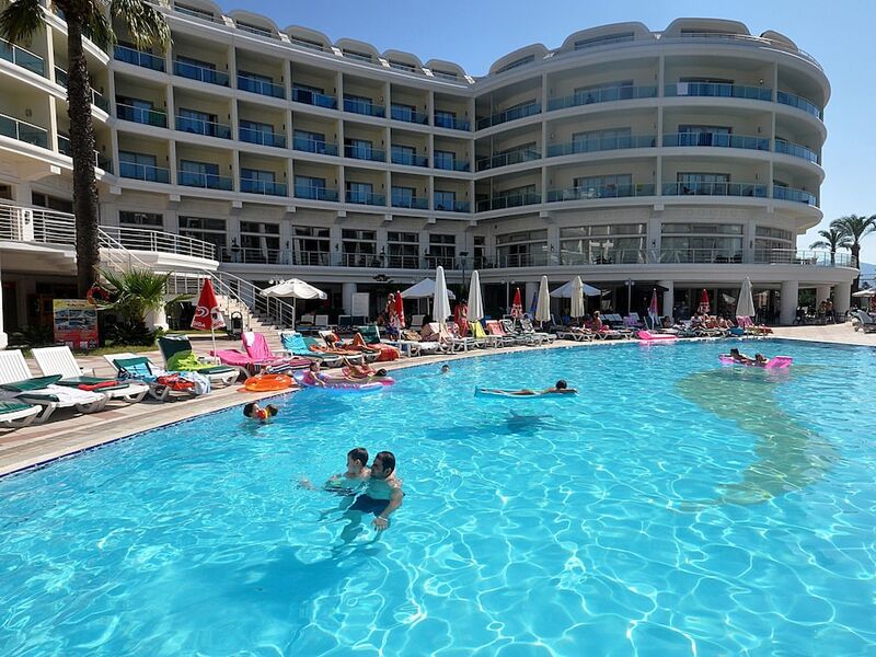 Pineta Park  Deluxe Hotel