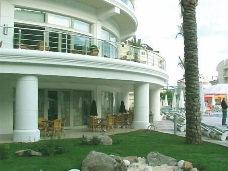Pineta Park  Deluxe Hotel