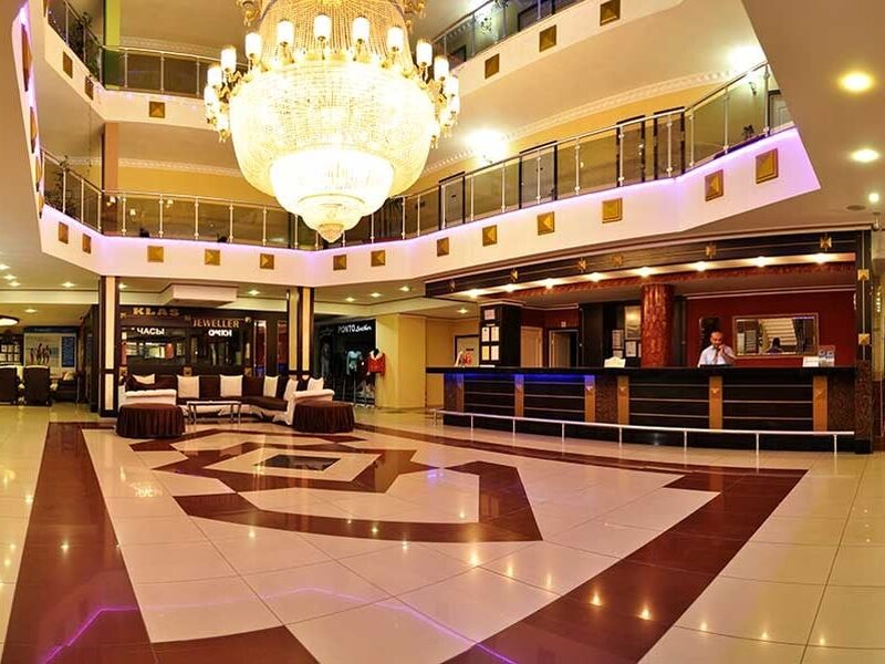 First Class Hotel