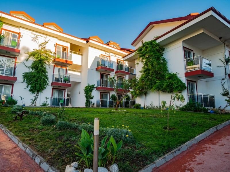 Sunshine Holiday Resort