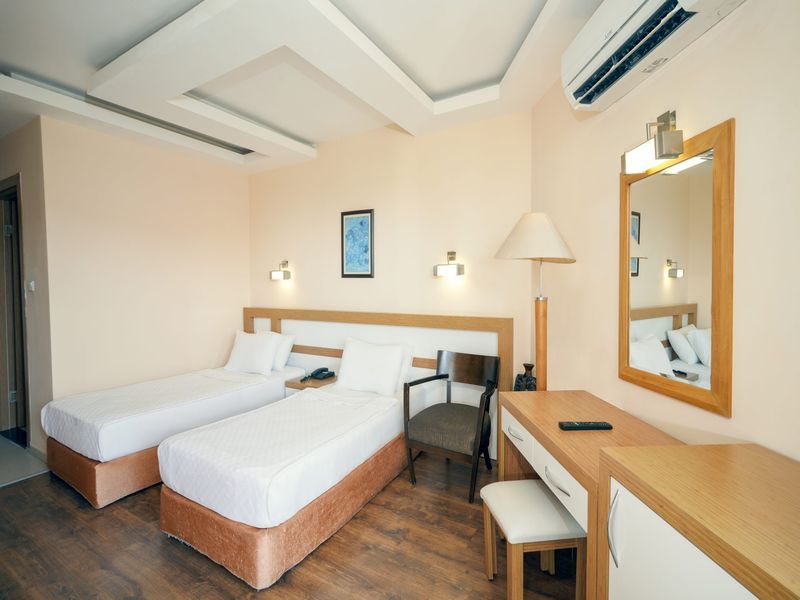 Kleopatra İkiz Otel