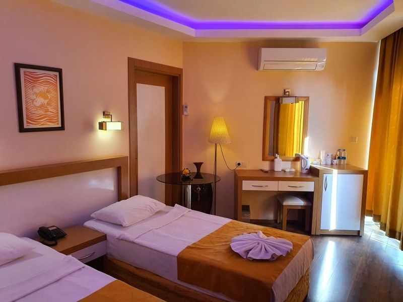 Kleopatra İkiz Otel