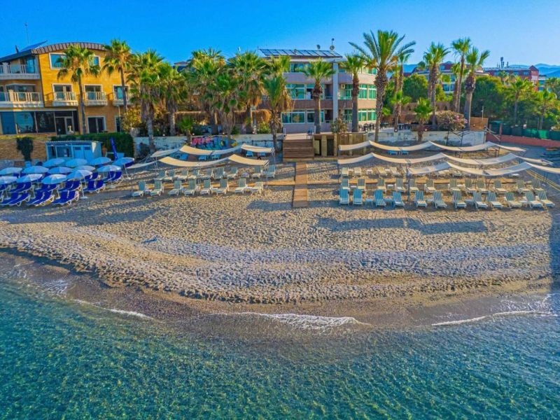 Club Monte Carlo  Ex. Club  Tess Hotel