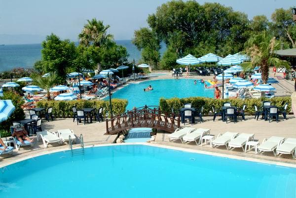 Golden Beach Hotel